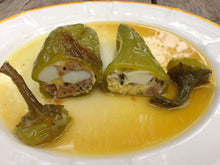 Carica l'immagine nel visualizzatore di Gallery, Cucina siciliana di popolo e signori